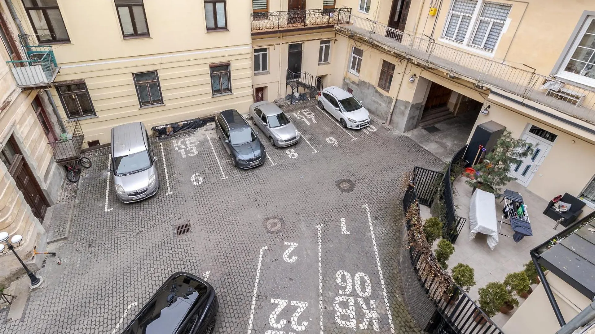 Royal Apartment On Lysenka 5 Lviv Ukraine